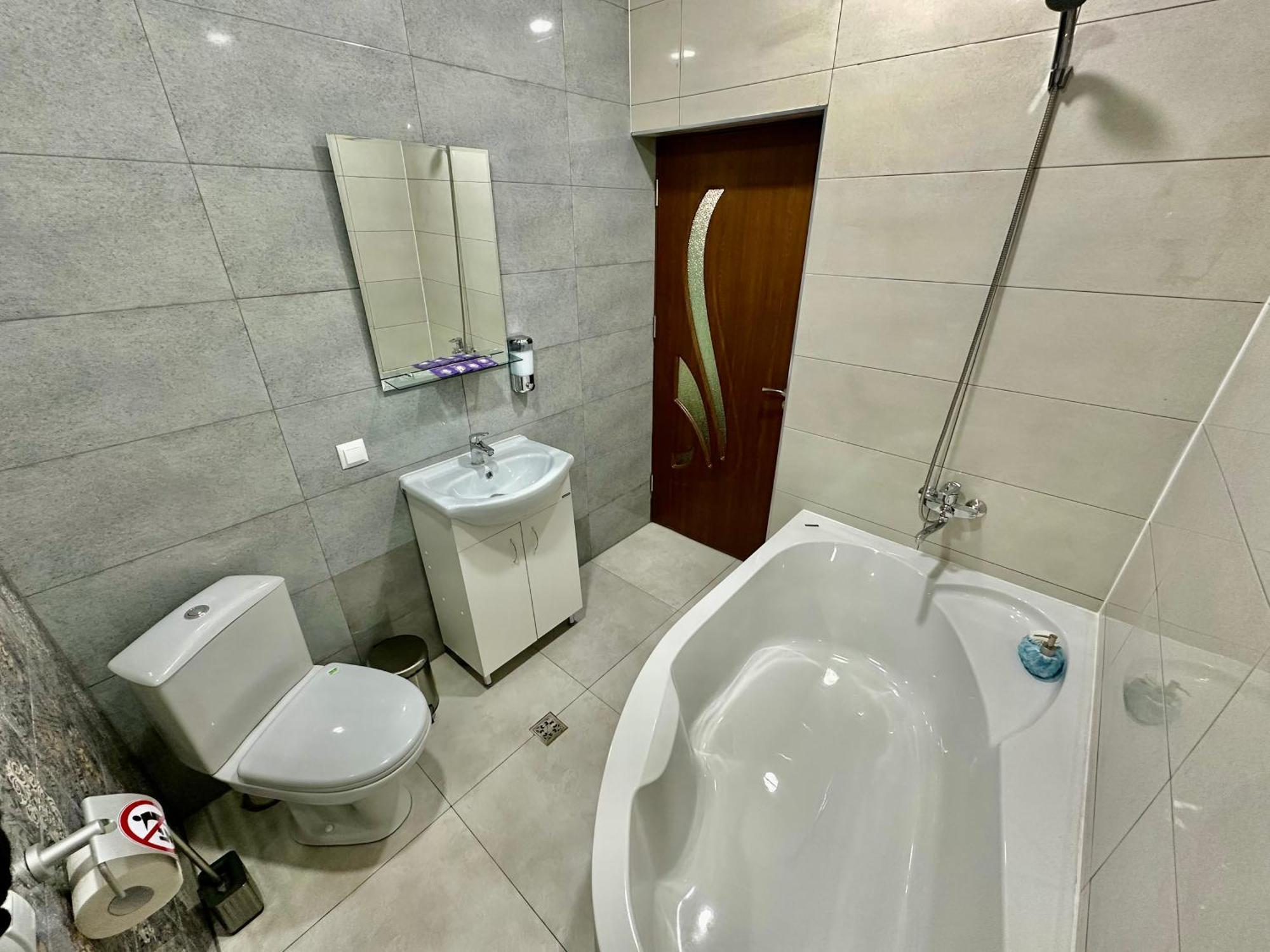 Tadevosyan Guest House Bjni Exteriör bild
