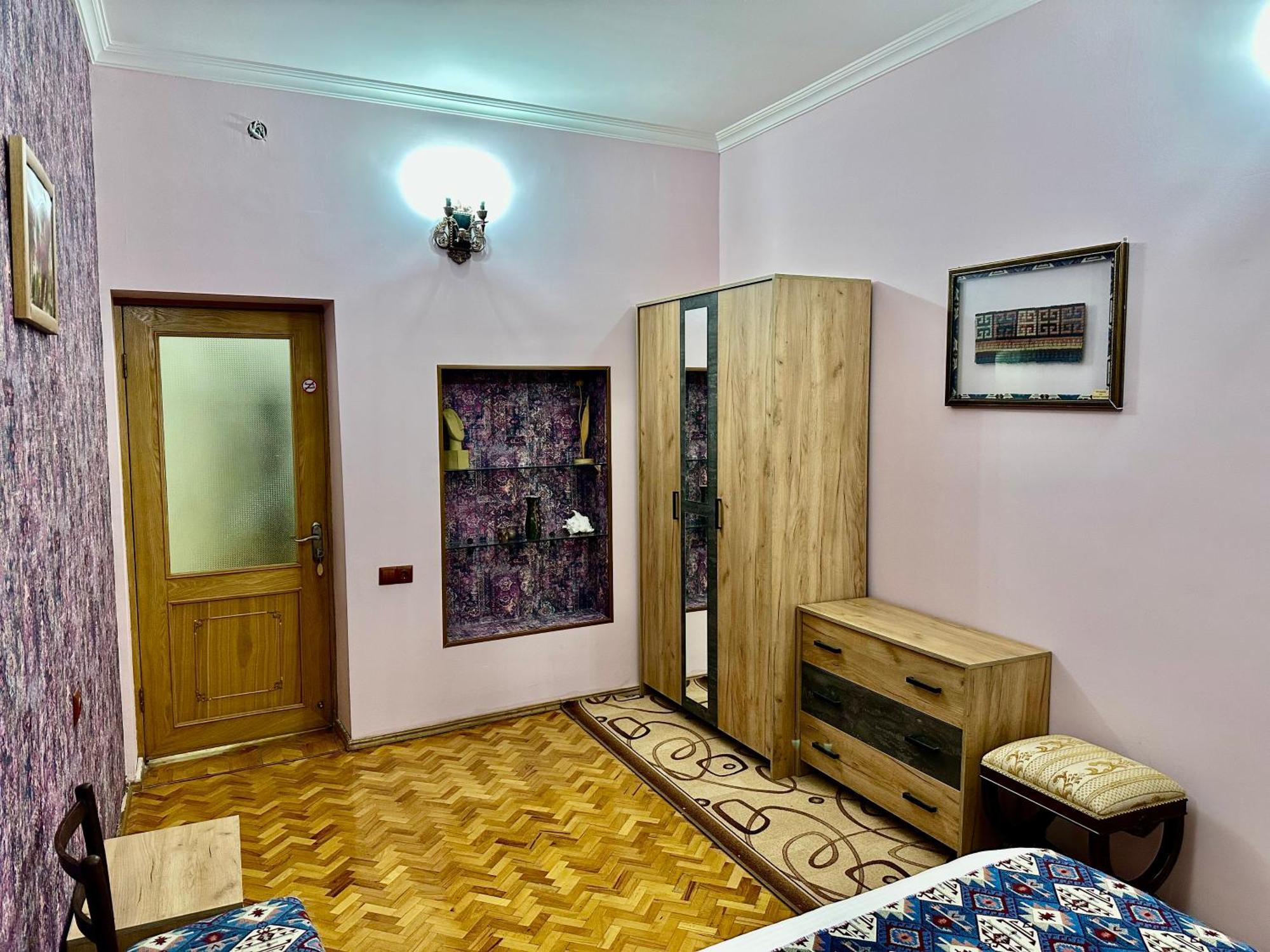 Tadevosyan Guest House Bjni Exteriör bild