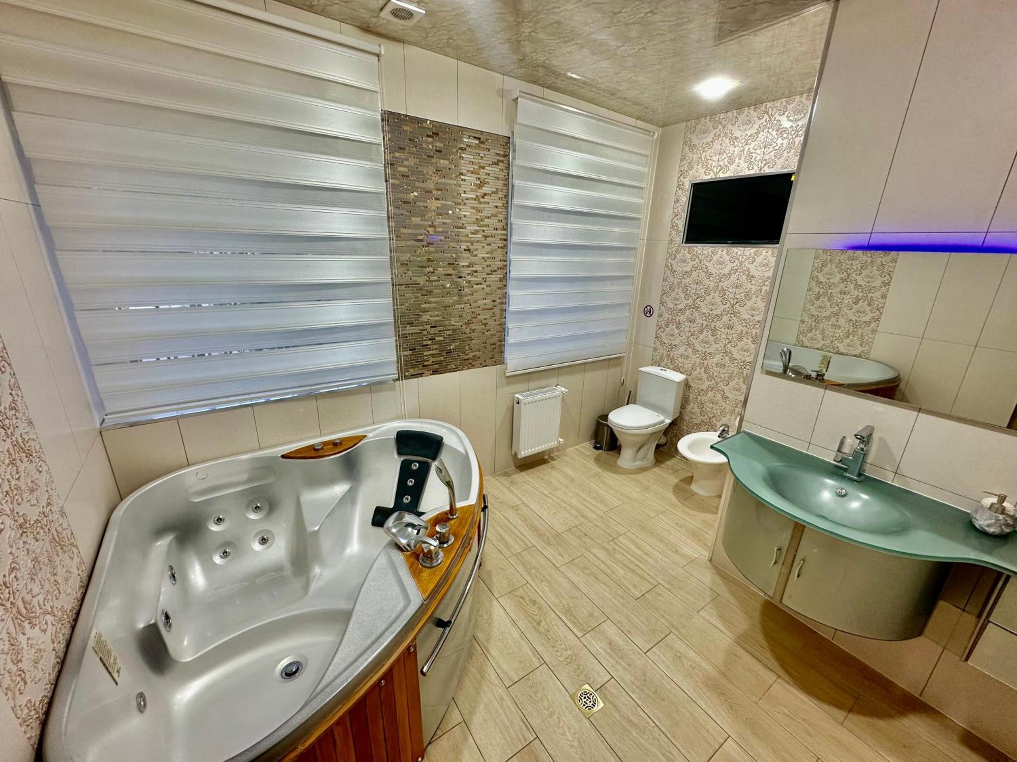 Tadevosyan Guest House Bjni Exteriör bild