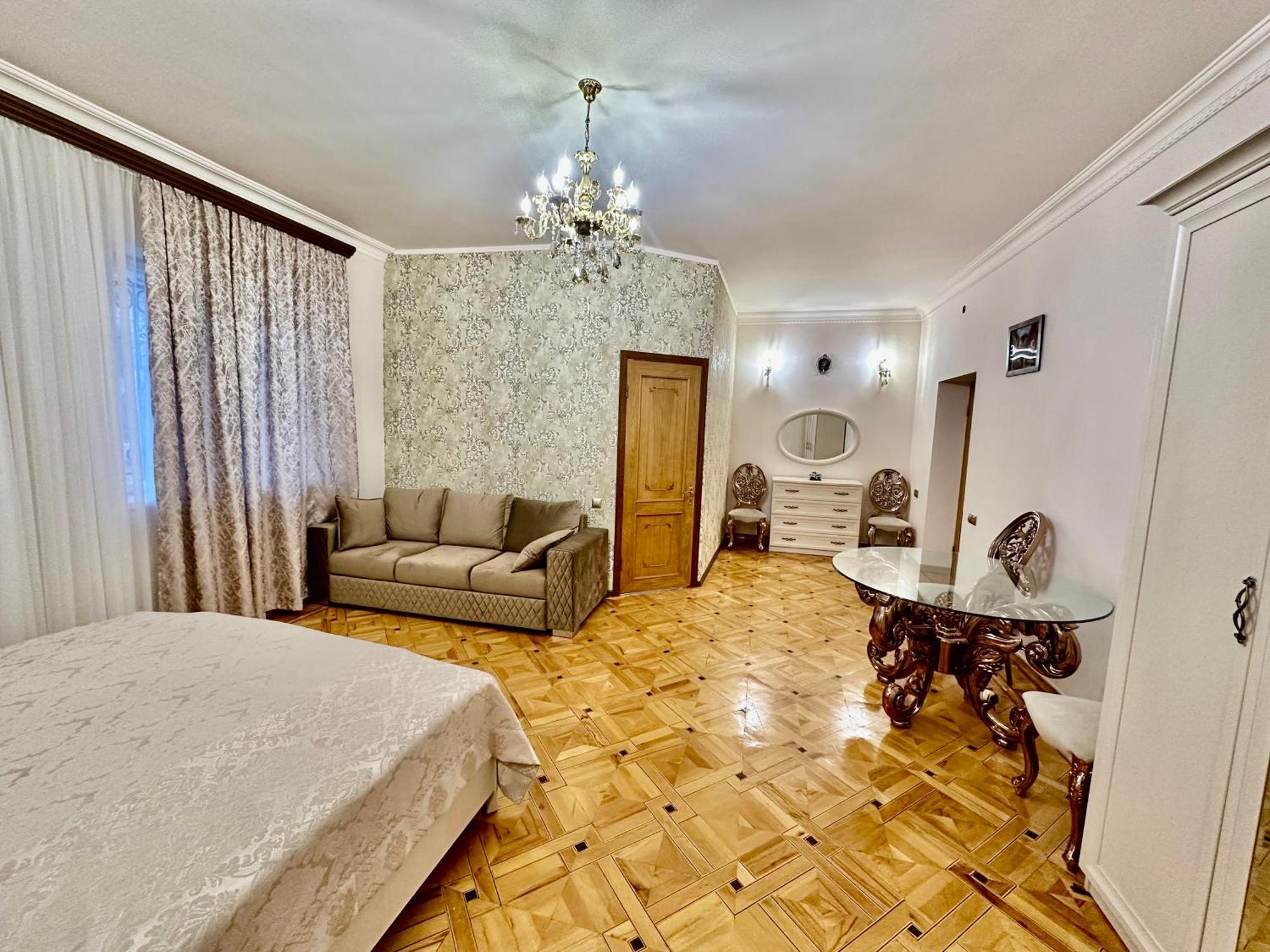 Tadevosyan Guest House Bjni Exteriör bild