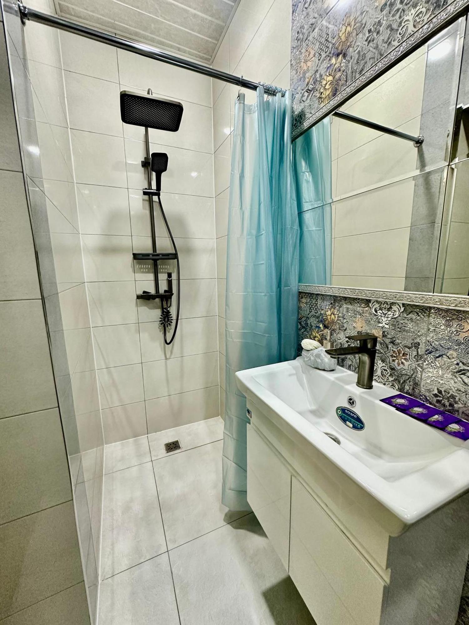 Tadevosyan Guest House Bjni Exteriör bild