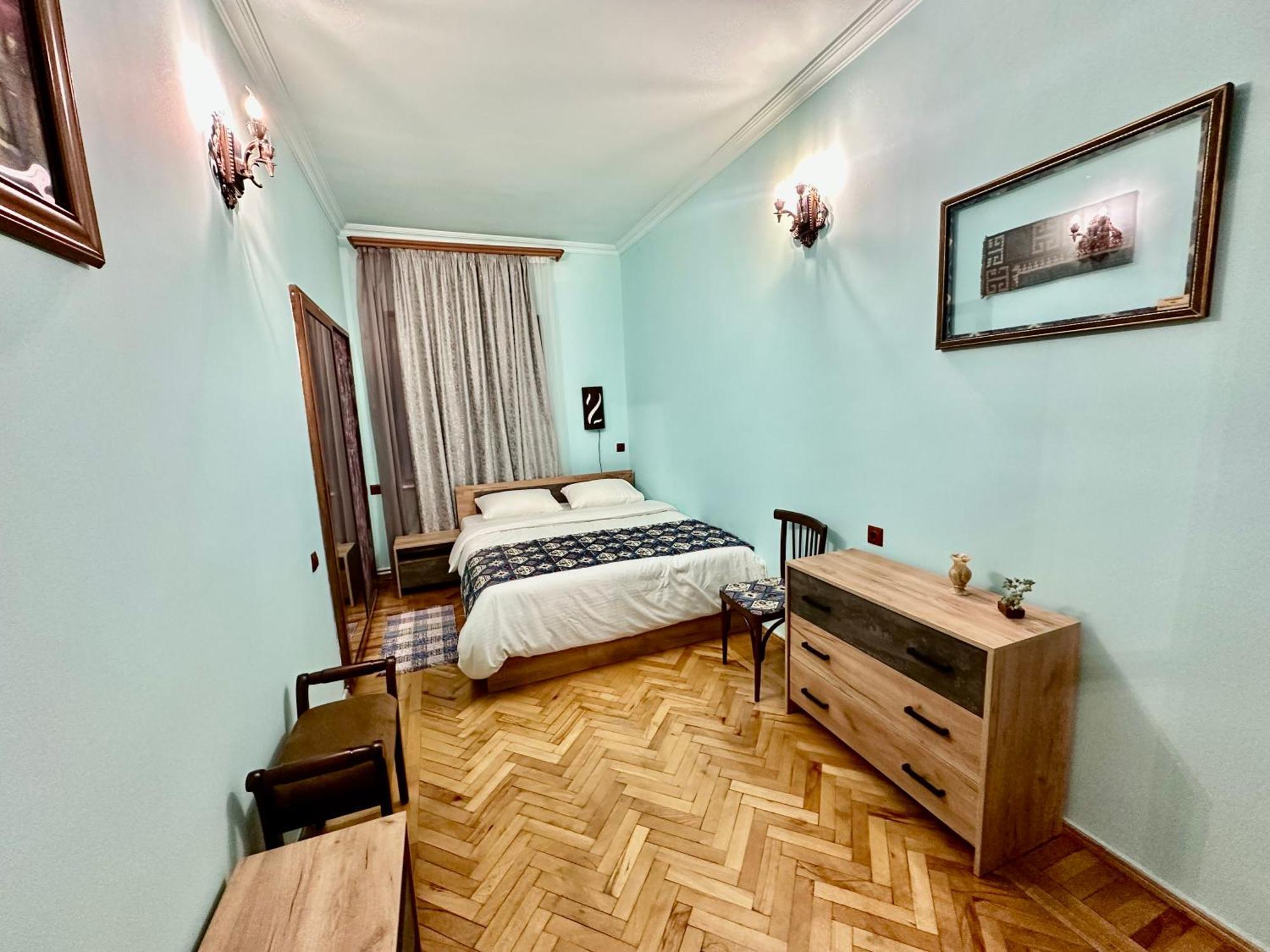 Tadevosyan Guest House Bjni Exteriör bild